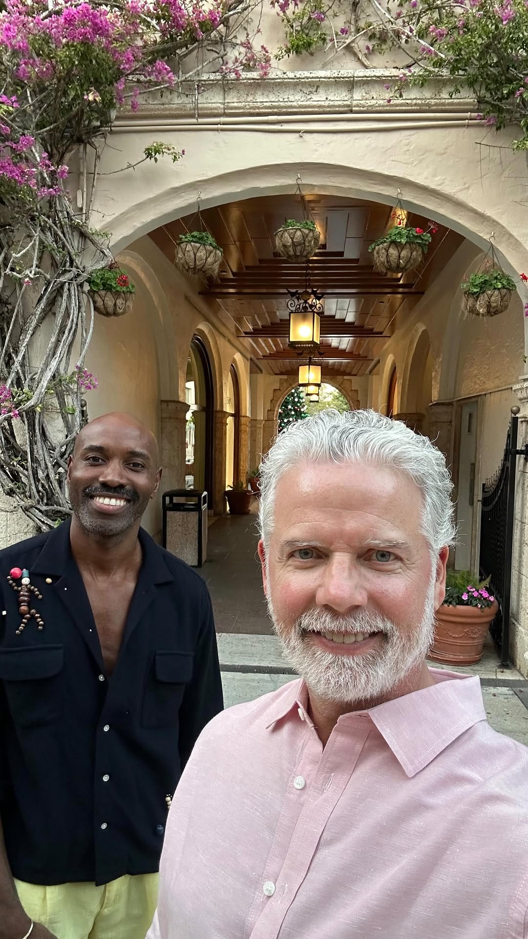 Post 7 by Brandon🇺🇸 & Ugo🇳🇬 on Instagram (video)