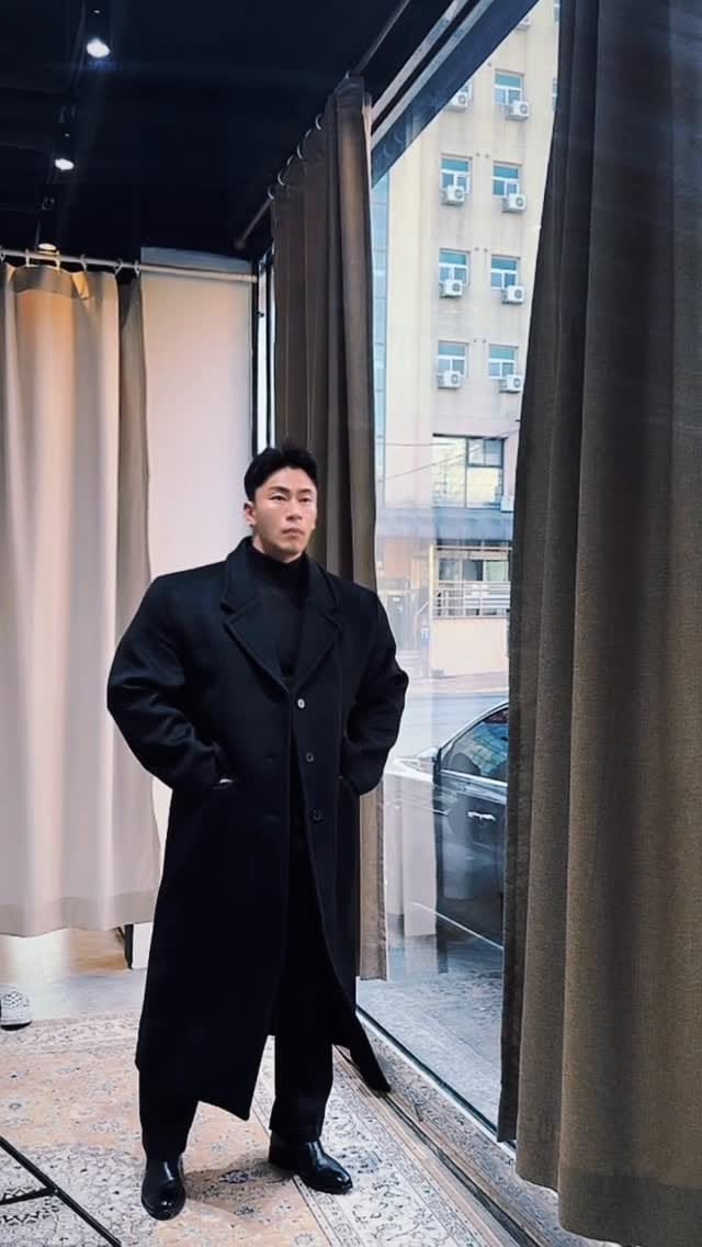 Post 5 by 고경준 on Instagram (video)