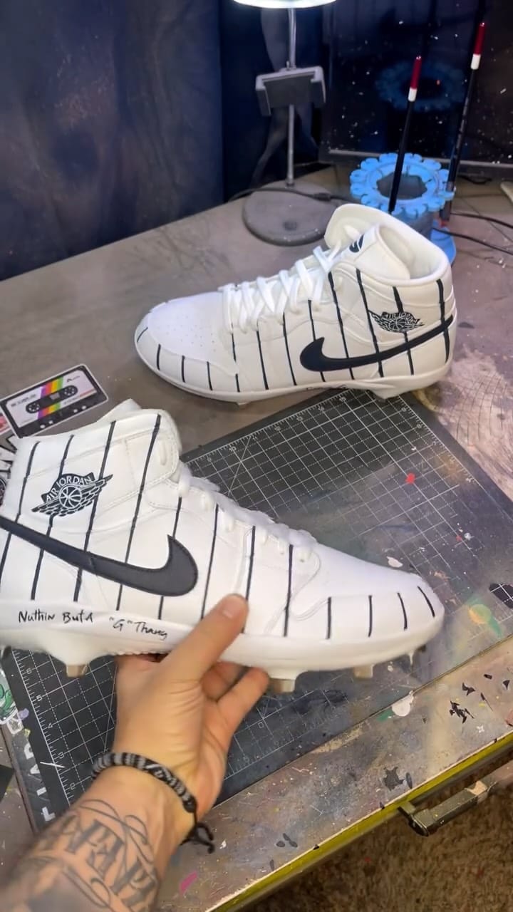 Post 7 by The Chosen 1🤴🏽⭐️ on Instagram (video)