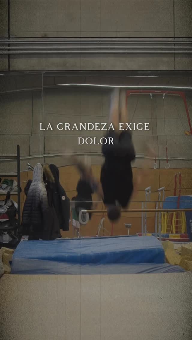 Post 3 by Nestor Abad on Instagram (video)