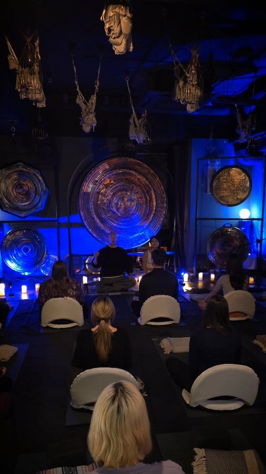 Post 5 by Isabel Kwak Yoga | Resonance Flow | Gong & Soundbath Leader on Instagram (video)
