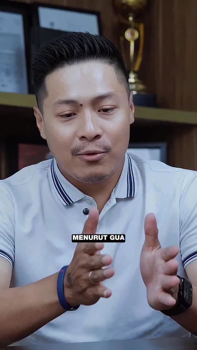 Post 2 by Rizky Effendi on Instagram (video)