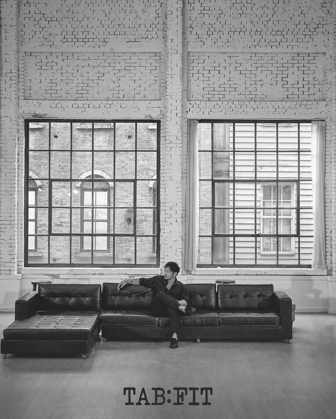 Post 8 by 정호중 on Instagram (carousel)