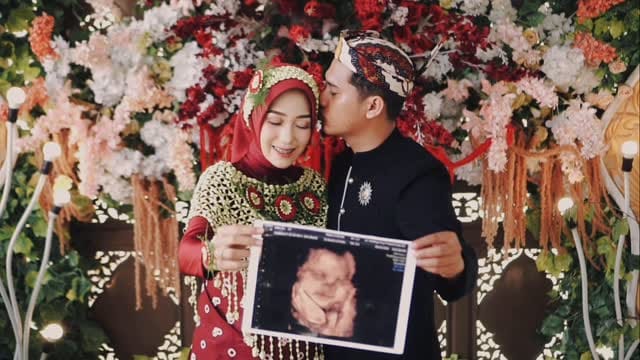Post 5 by Putra Arifin on Instagram (video)