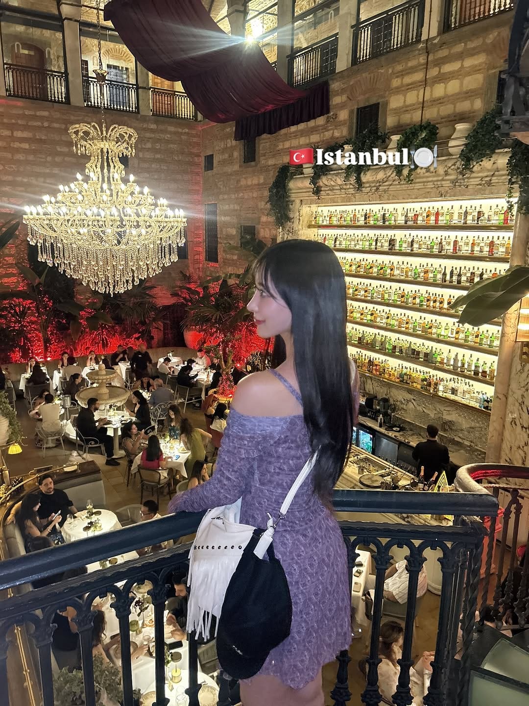Post 1 by 𝐑𝐈𝐇𝐎🐈‍⬛리호 on Instagram (carousel)