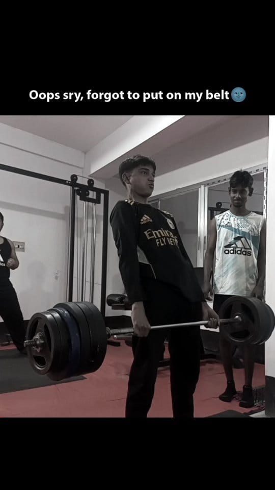 Post 7 by Hasanz Thenics on Instagram (video)