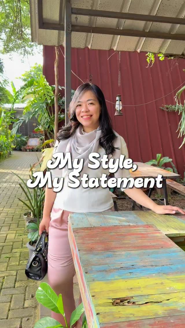 Post 6 by Ho Lina Yahja on Instagram (video)