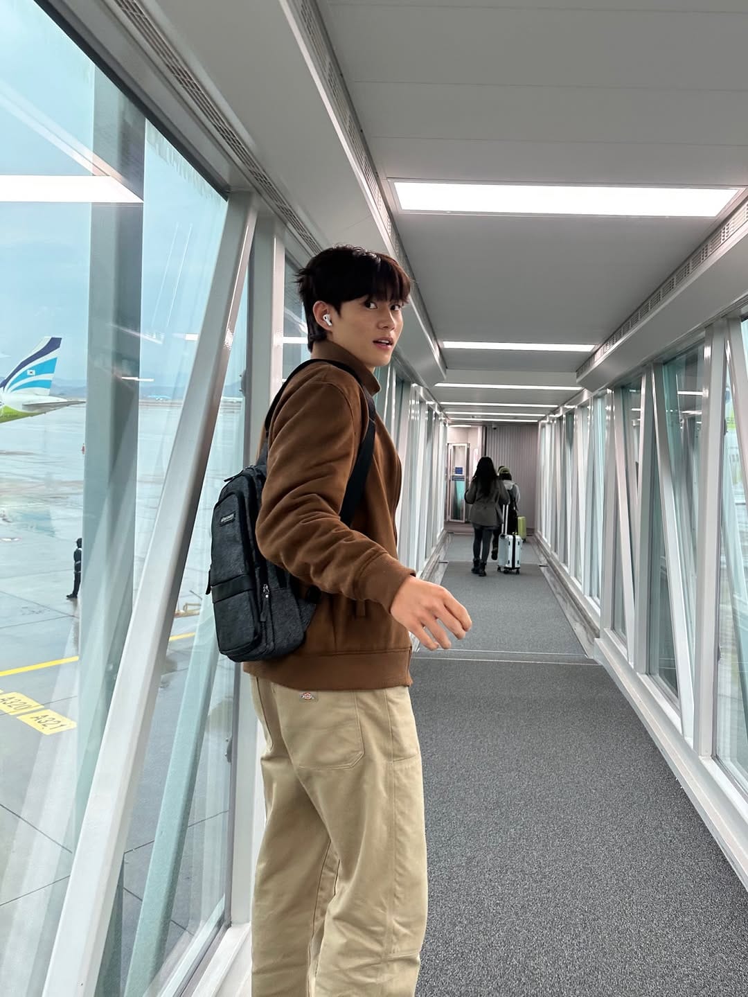 Post 3 by 태민 on Instagram (carousel)