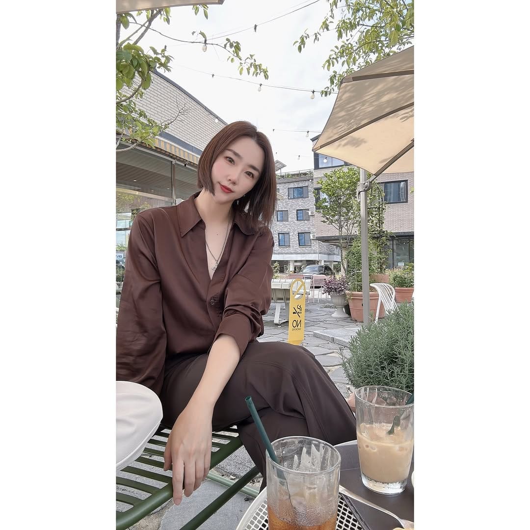 Post 9 by 씸미✨놀자🫶🏻 on Instagram (carousel)