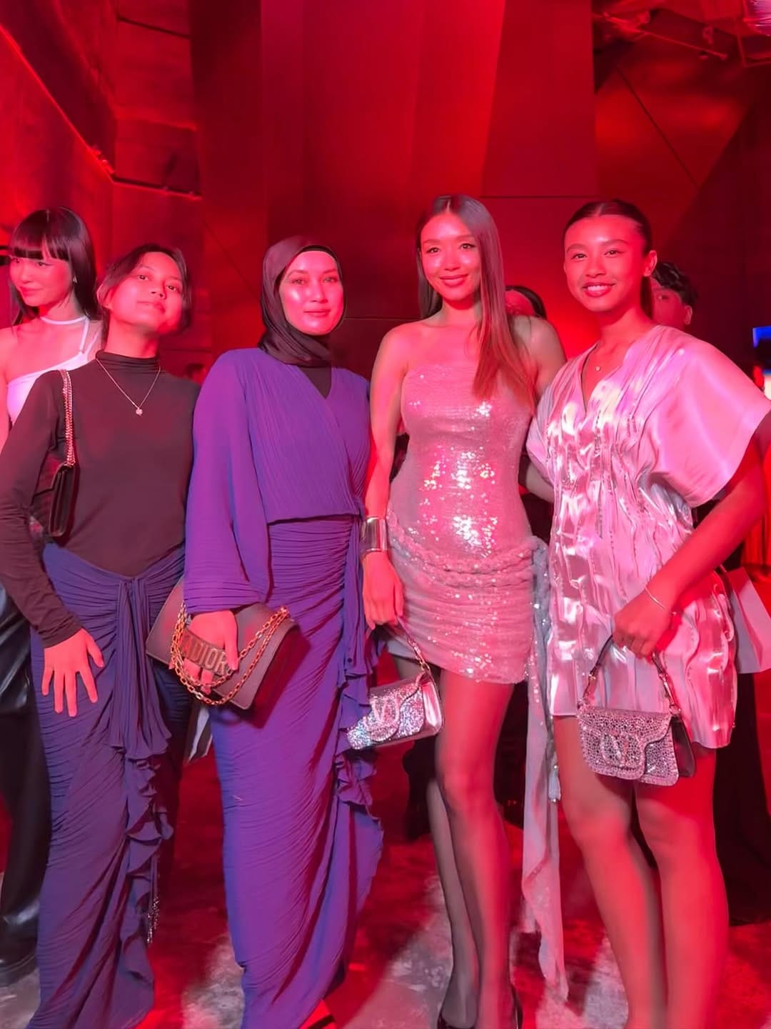 Post 8 by Aliza Sharina on Instagram (carousel)