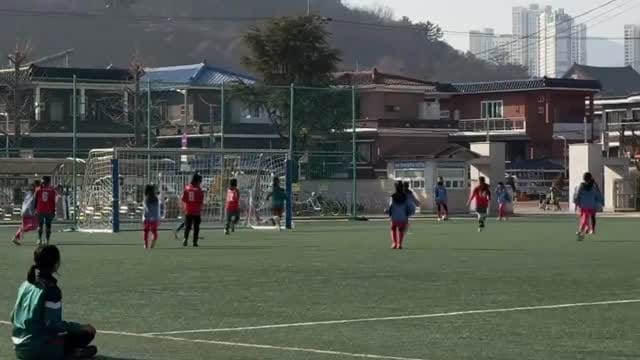 Post 2 by 화이트베어 최원준 on Instagram (video)