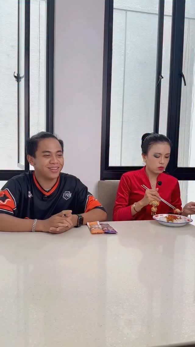 Post 2 by Sambal Pedas Rasa Rindu on Instagram (video)