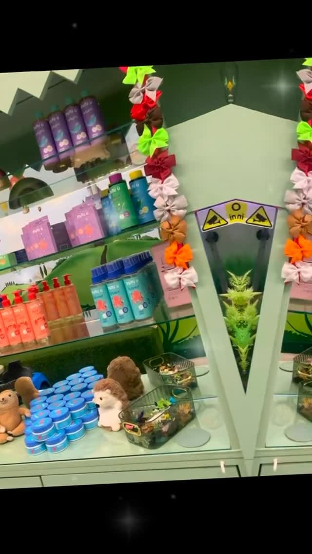 Post 2 by Little Fidgets✂️ on Instagram (video)