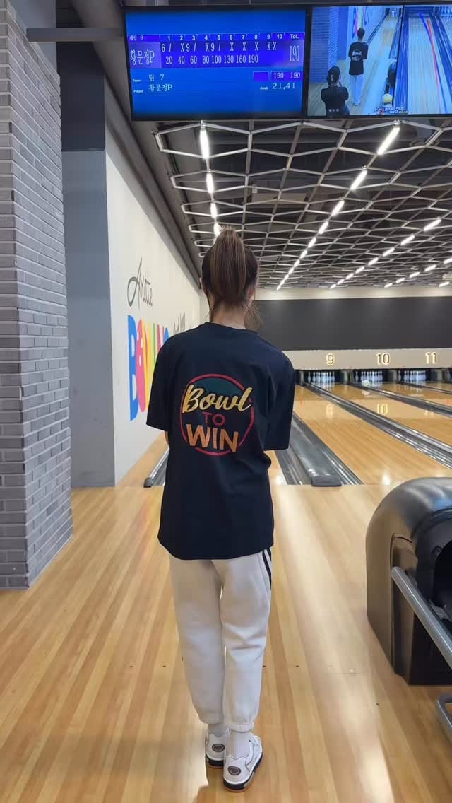 Post 1 by 황문정 on Instagram (video)
