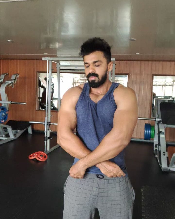 Post 10 by Sajith Razzaaq on Instagram (video)