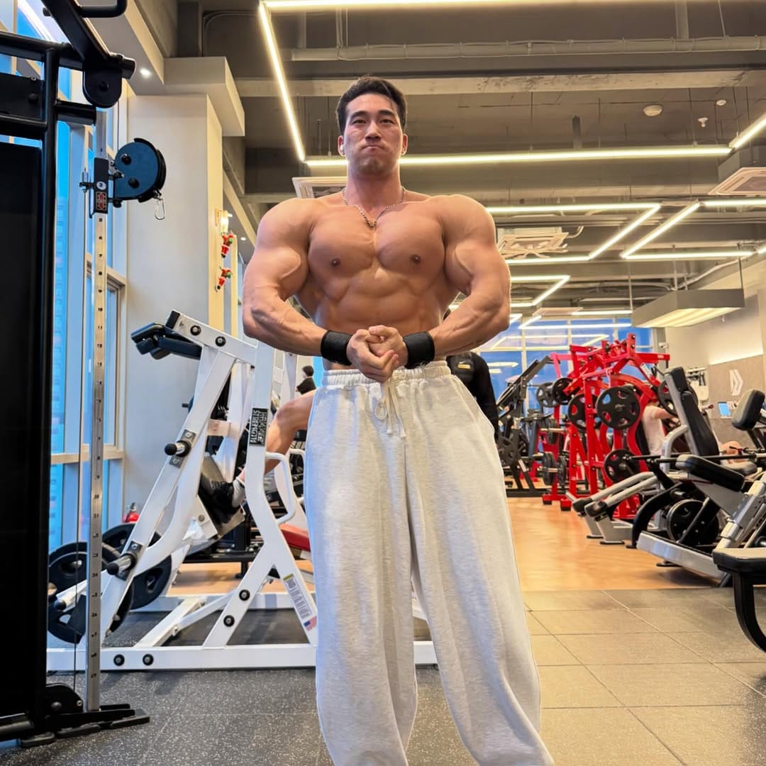Post 2 by 김건식 DRYGYM 드라이짐(헬스,PT) 관장 on Instagram (image)
