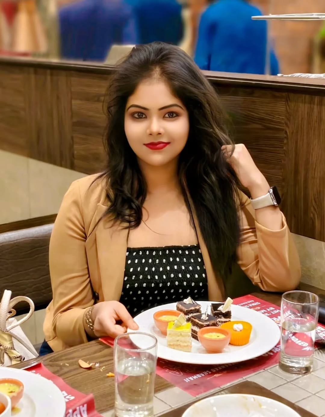 Post 7 by Monisha Mondal(riya) on Instagram (carousel)