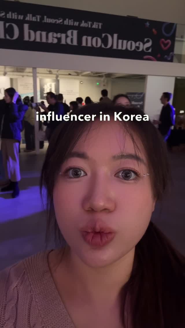 Post 4 by 𝓭𝓪𝓷𝓪 :: ดานา 🇰🇷🇹🇭🇺🇸 on Instagram (video)