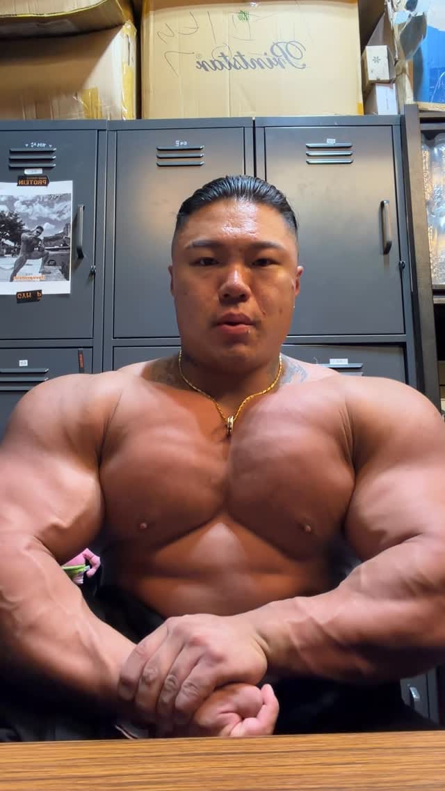 Post 6 by 최단백 [IFBB PRO 서울대입구헬스PT/관악구PT] on Instagram (video)