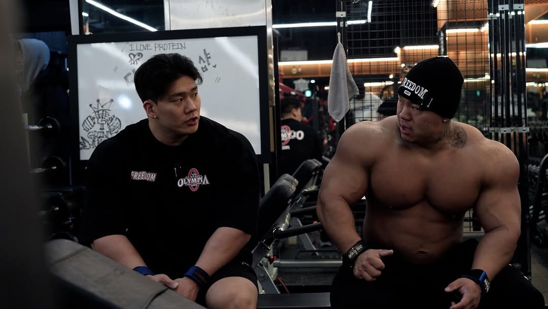 Post 3 by 최단백 [IFBB PRO 서울대입구헬스PT/관악구PT] on Instagram (carousel)