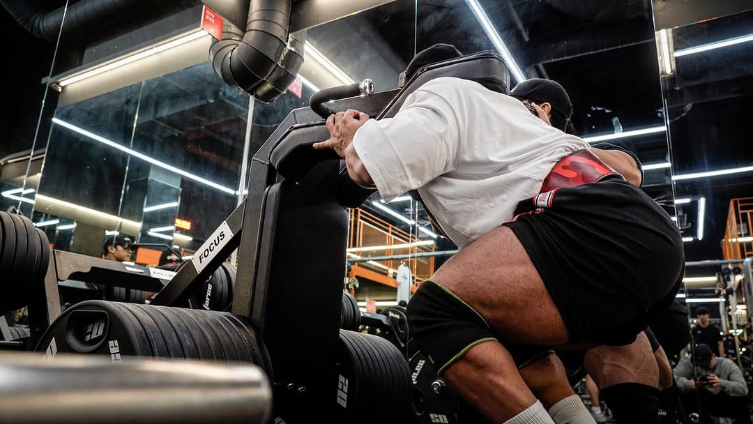Post 7 by 최단백 [IFBB PRO 서울대입구헬스PT/관악구PT] on Instagram (carousel)