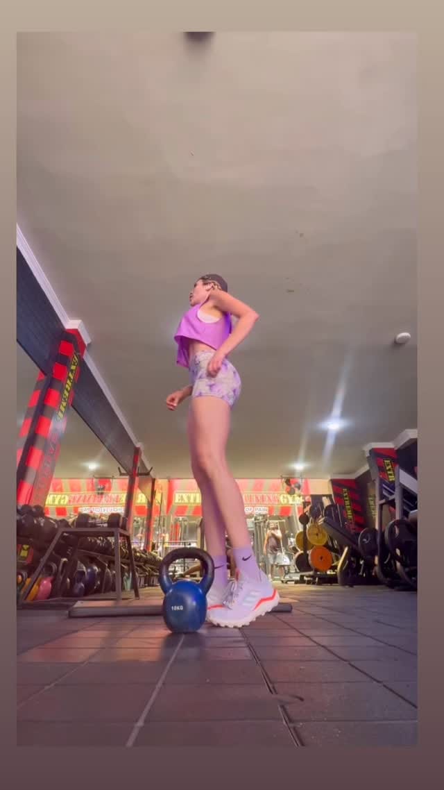 Post 8 by Jimena Sanmiguel on Instagram (video)