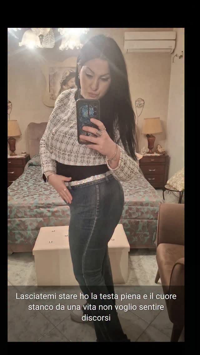 Post 5 by Rosy Greco on Instagram (video)