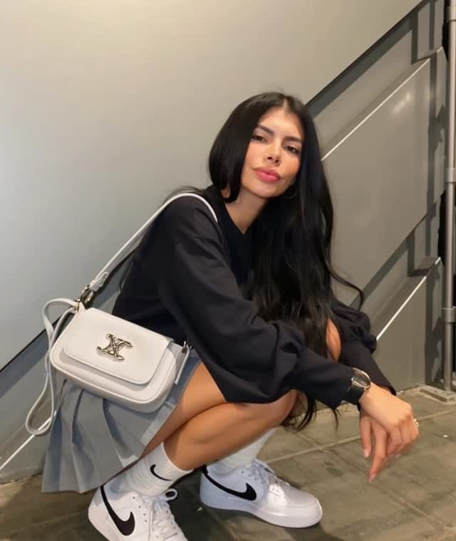 Post 6 by Giannina Lujan on Instagram (video)