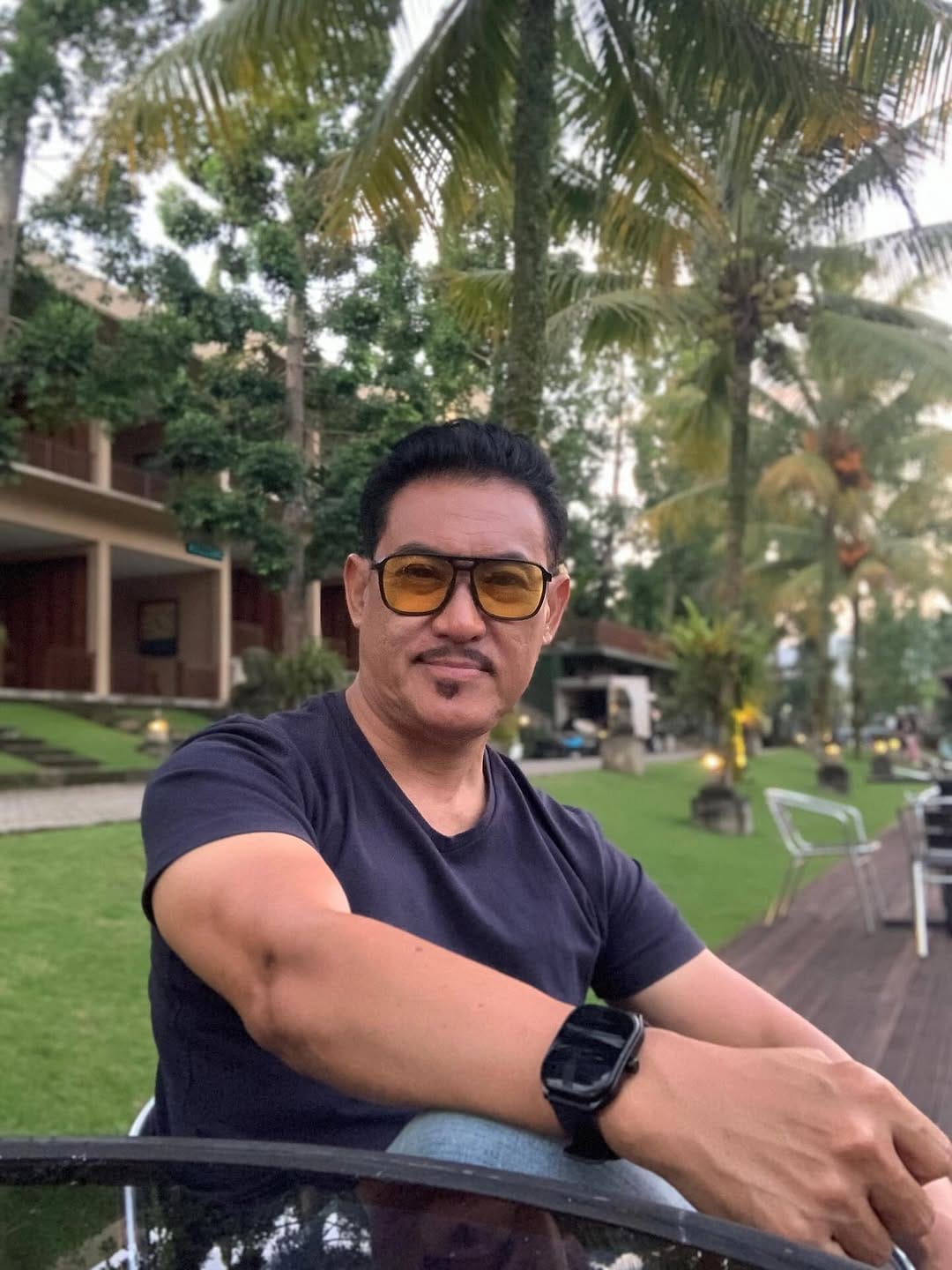 Post 7 by Abun Hadi on Instagram (carousel)