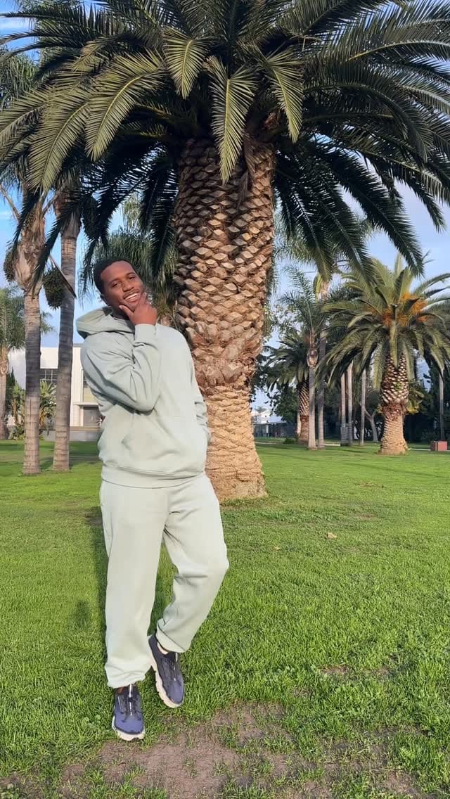 Post 4 by Derek Jay Garlington on Instagram (video)