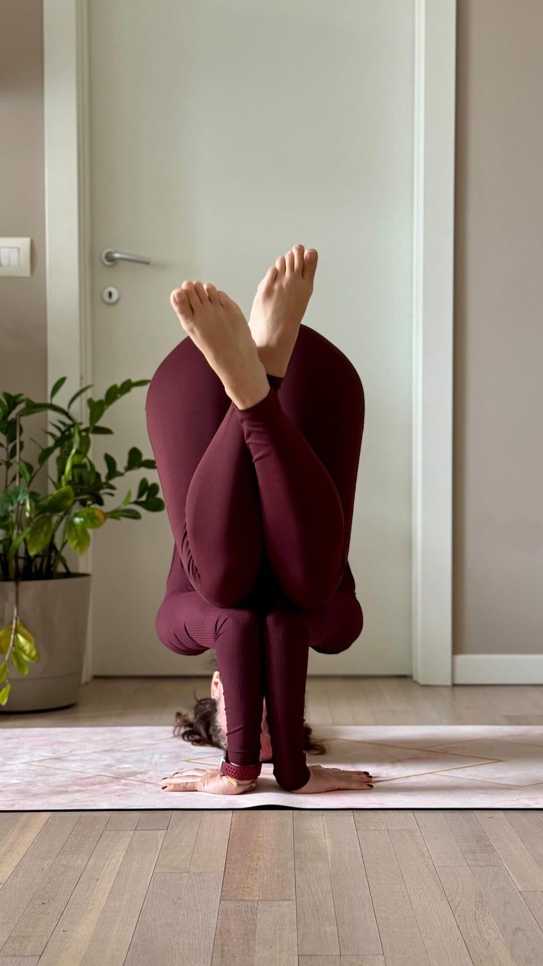 Post 5 by Claudia Casanova | Insegnante Yoga & Wellness Creator on Instagram (video)