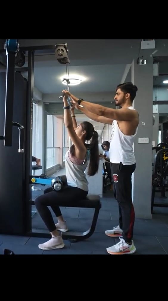 Post 6 by Darshit Patel on Instagram (video)
