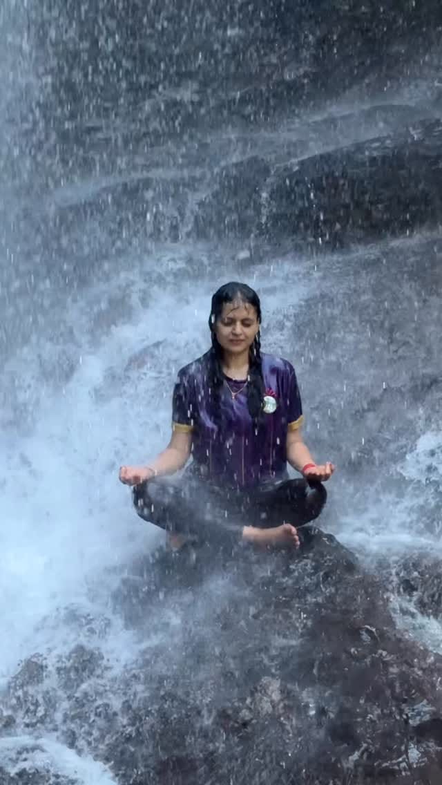 Post 3 by Poojashree Harsha on Instagram (video)
