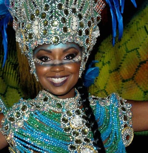 Post 5 by Mayara Santos | Coach de Samba on Instagram (carousel)
