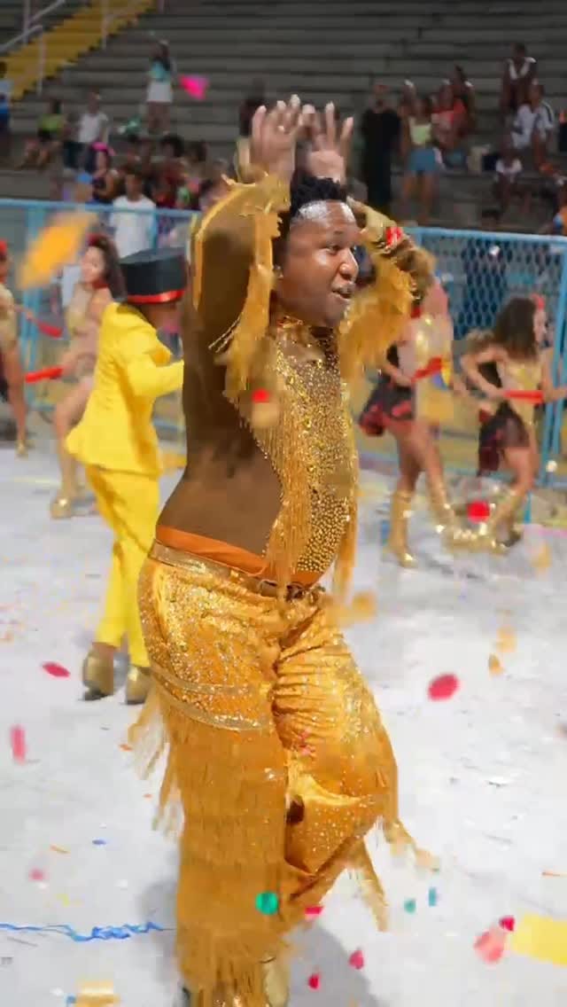 Post 8 by Mayara Santos | Coach de Samba on Instagram (video)
