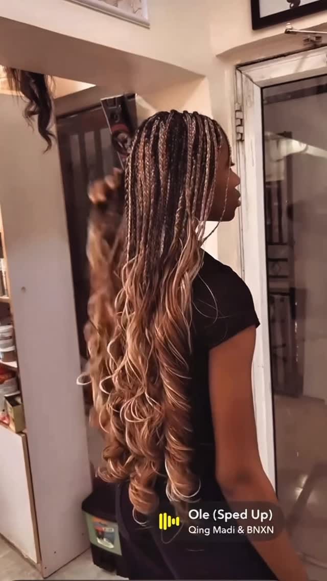 Post 3 by Mayfair Salon on Instagram (video)