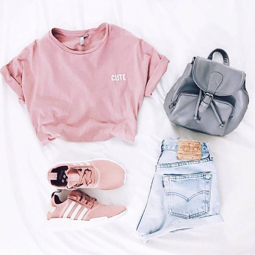Post 8 by @closetvanity on Instagram (image)