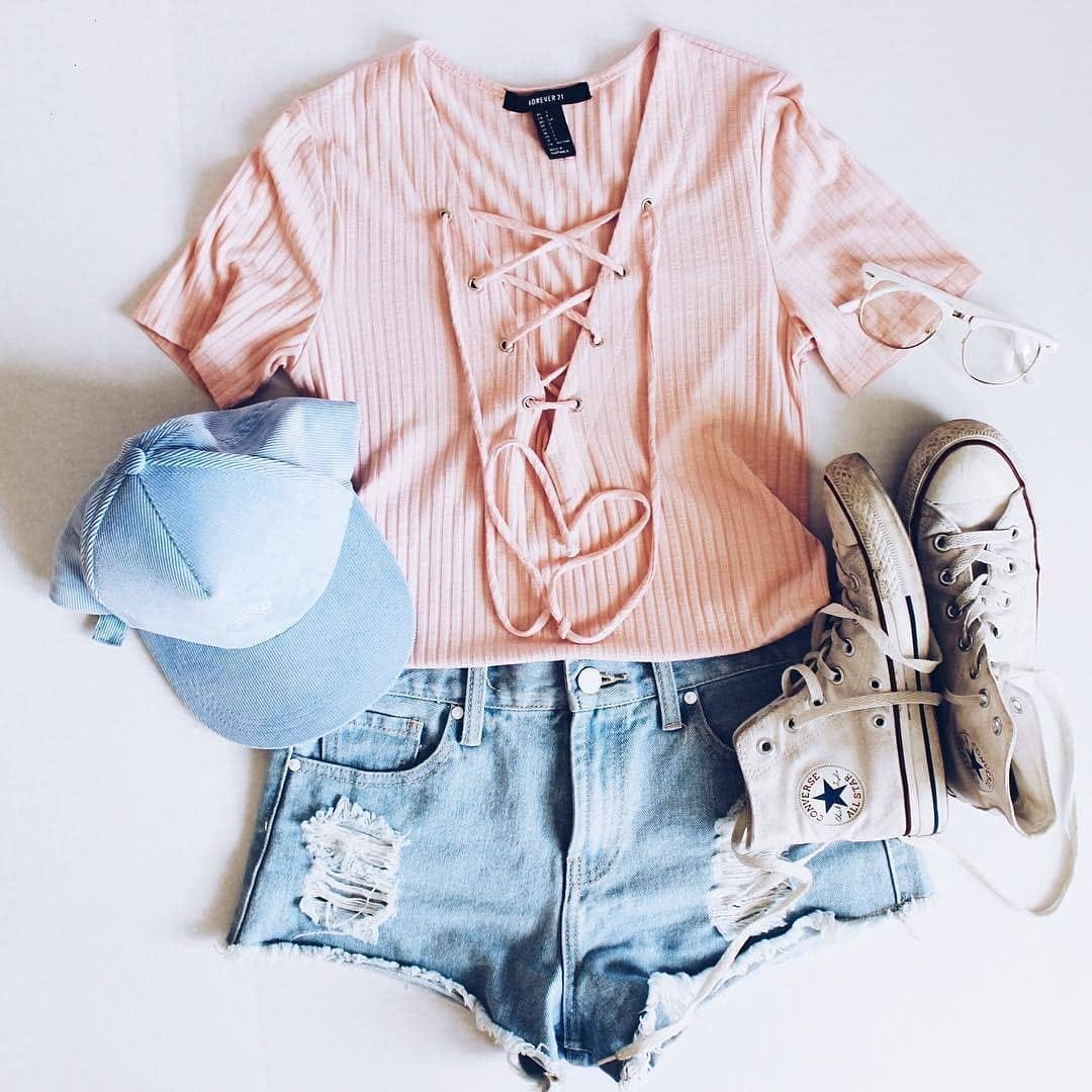 Post 3 by @closetvanity on Instagram (image)