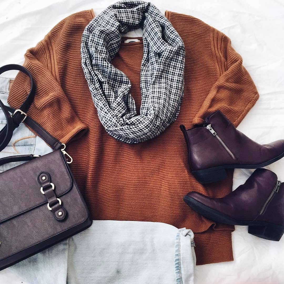 Post 1 by @closetvanity on Instagram (image)