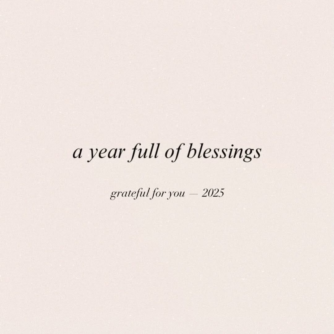 Post 9 by 𝗤𝘂𝗲𝗲𝗻 𝗠𝗮𝗿𝗰𝘆 𝗖𝗹𝗼𝘁𝗵𝗶𝗻𝗴 𝗖𝗹𝘂𝗯 on Instagram (image)