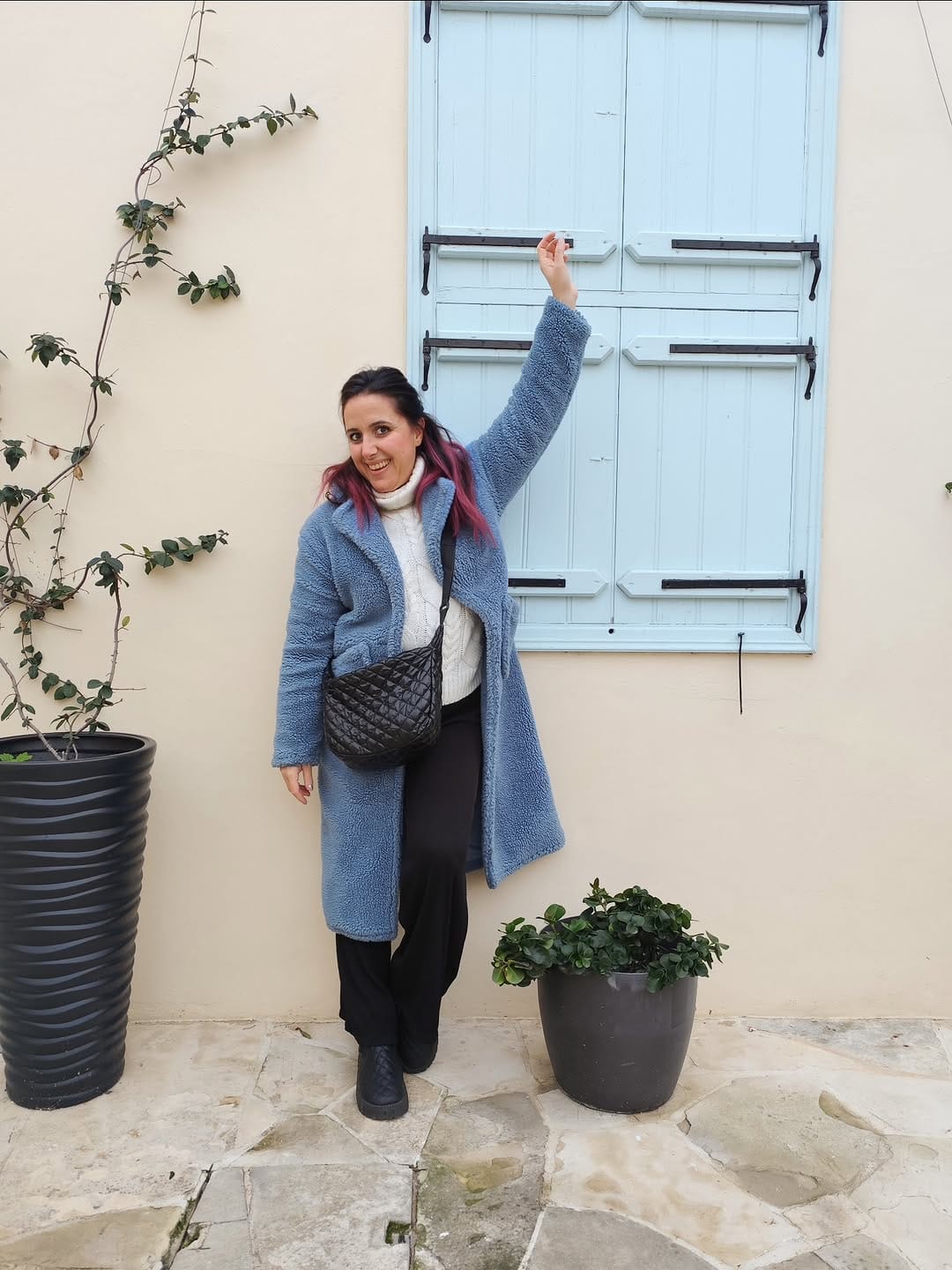 Post 3 by Yiota on Instagram (image)