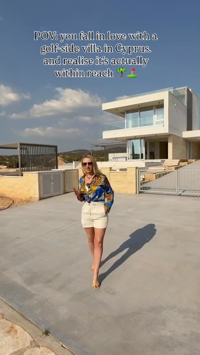 Post 6 by Naomi Isted on Instagram (video)