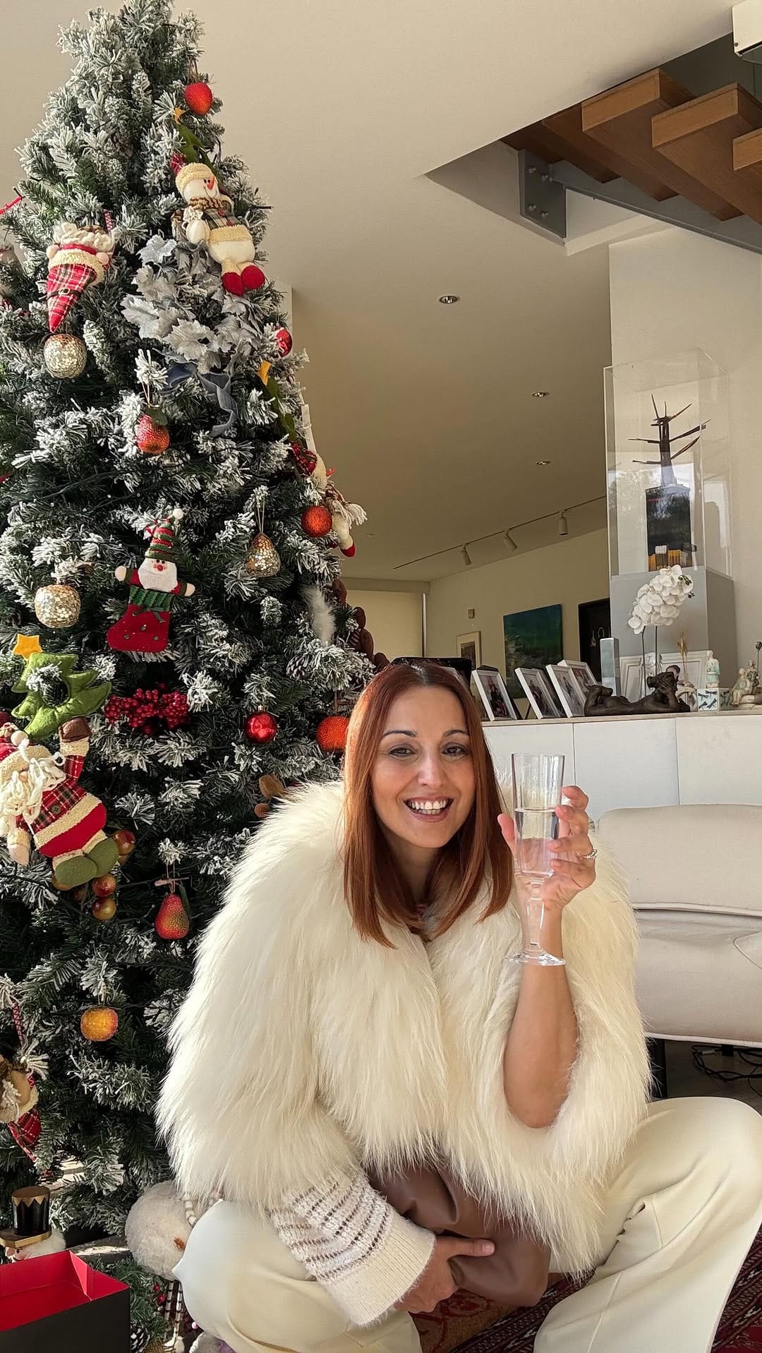 Post 9 by Must Boutique on Instagram (video)