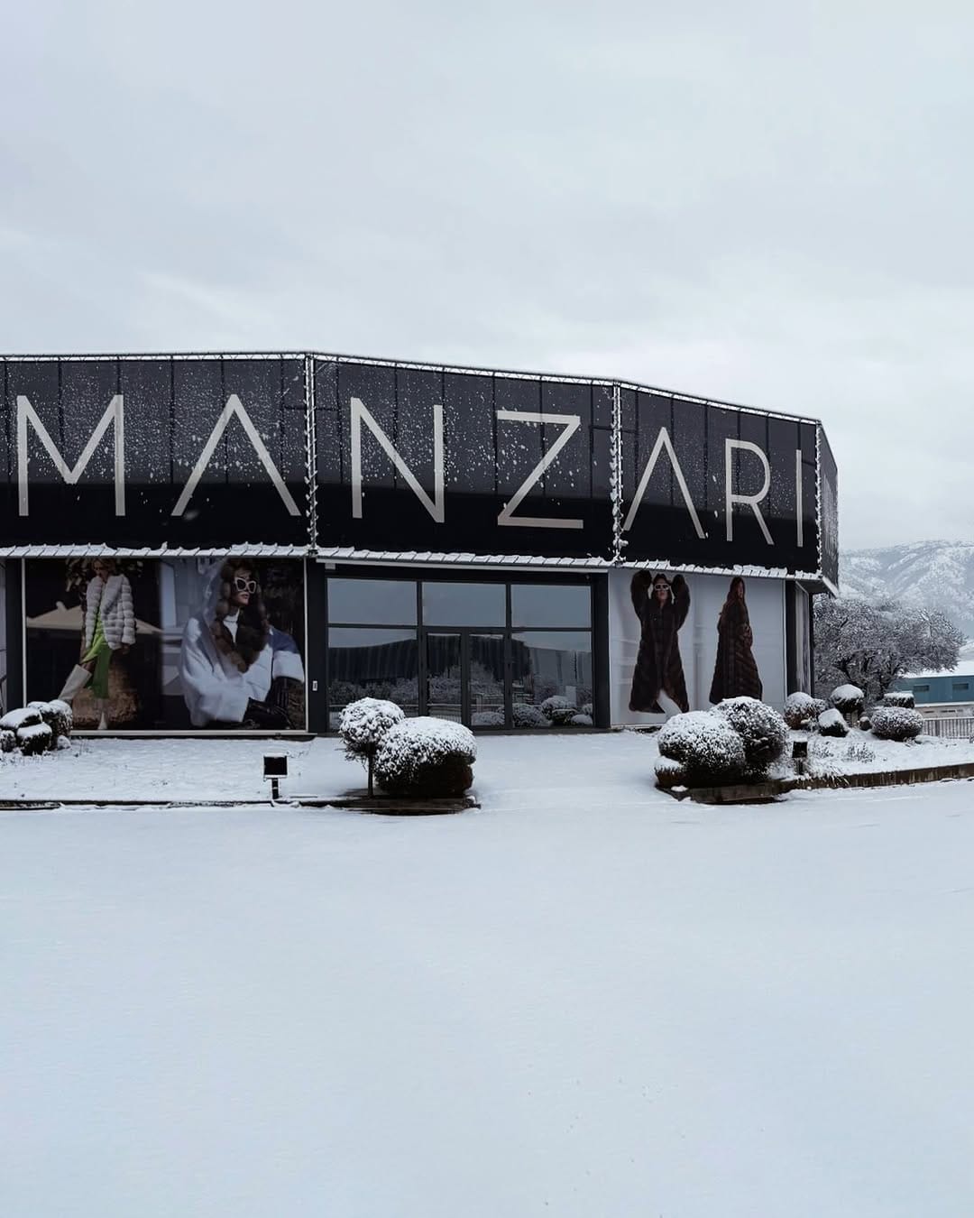 Post 1 by MΛΝΖΛRI Original Luxury Fur on Instagram (image)