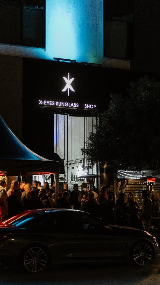 Post 7 by Χ-ΕΥΕS SUNGLASS SHOP on Instagram (video)