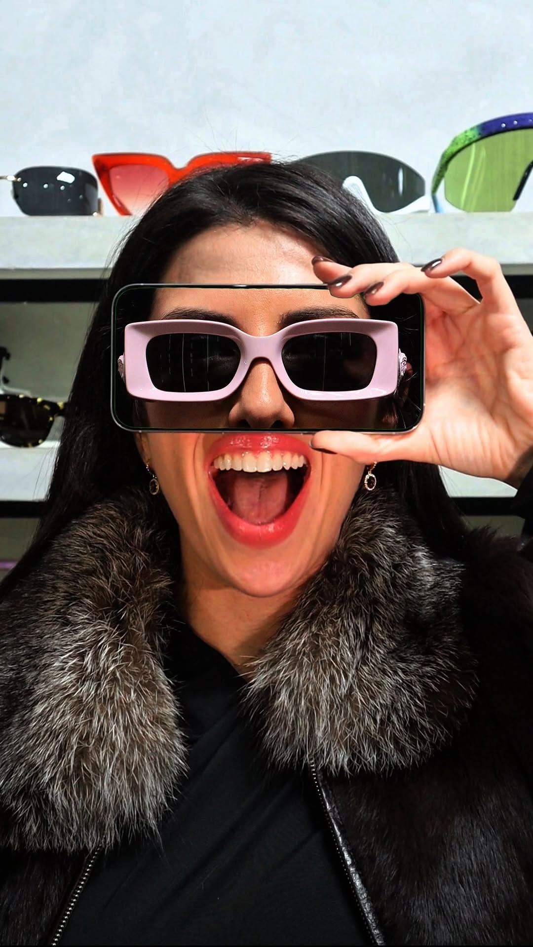 Post 4 by Χ-ΕΥΕS SUNGLASS SHOP on Instagram (video)
