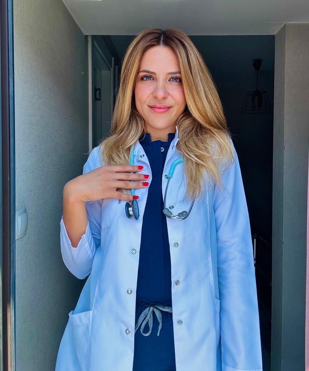 Post 10 by Uzm. Dr. Ayşenur Beysel on Instagram (carousel)