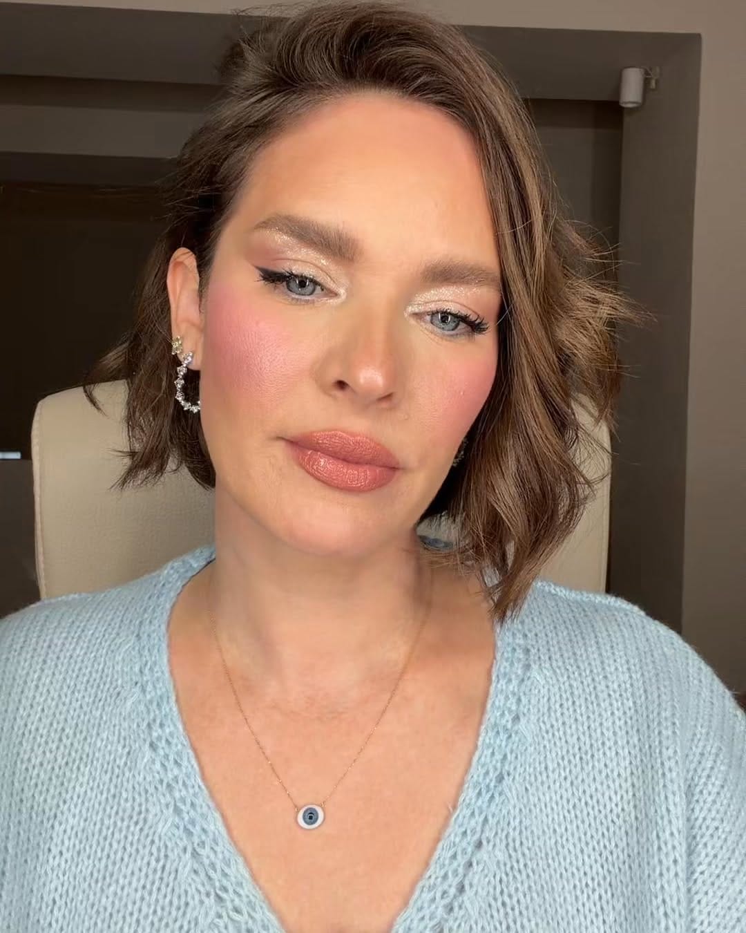 Post 3 by AnitaBrand.Com on Instagram (video)