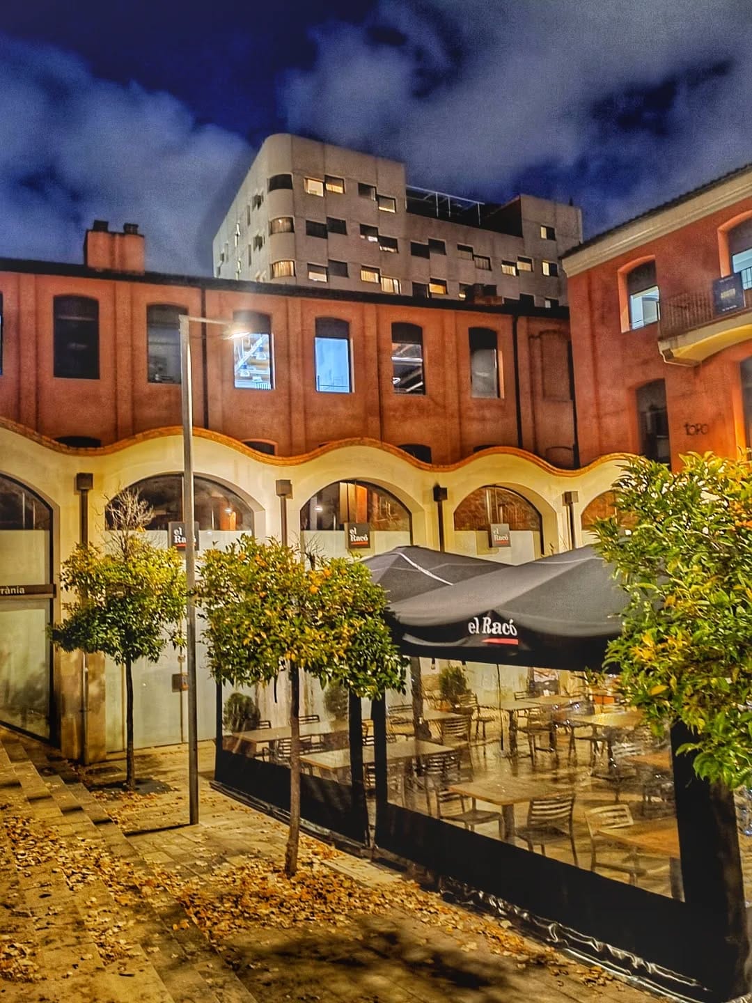 Post 5 by Pere on Instagram (image)