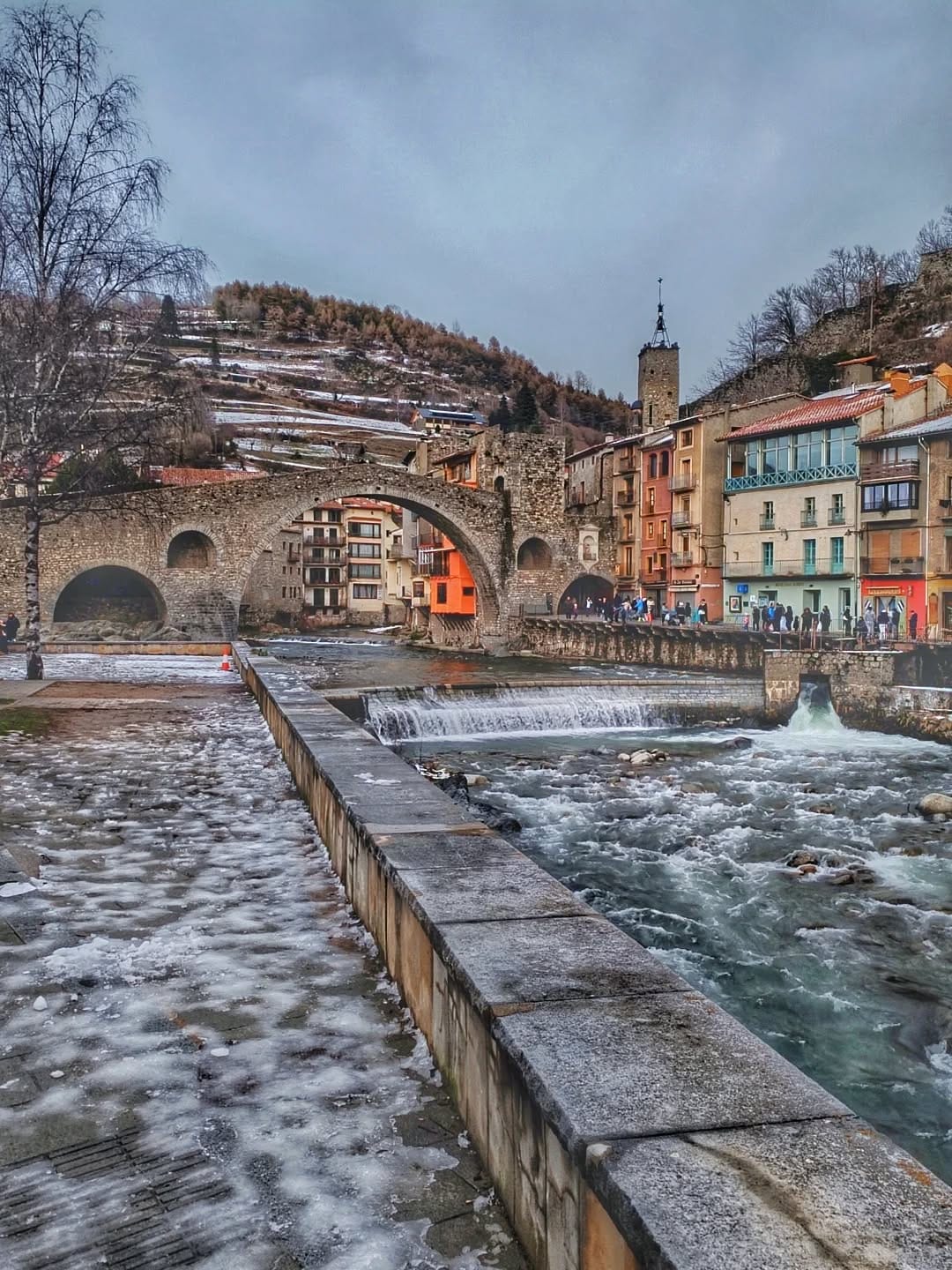Post 1 by Pere on Instagram (image)